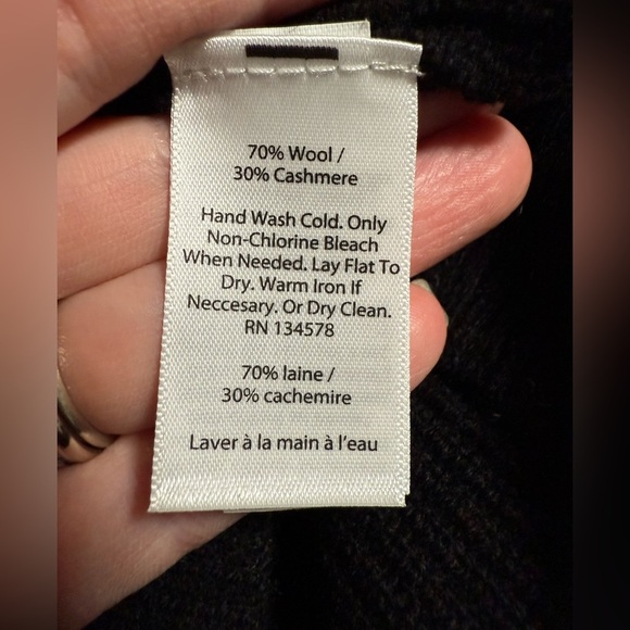 Vineyard Vines Black Wool Cashmere Ribbed Sweater Jacket Size Medium NWT - Picture 9 of 10